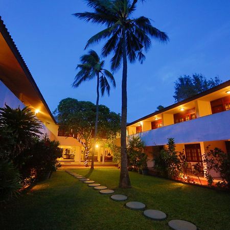 Catamaran Beach Hotel Negombo Kültér fotó