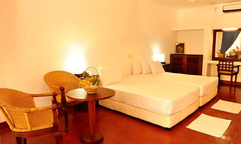 Catamaran Beach Hotel Negombo Kültér fotó