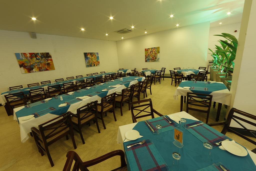 Catamaran Beach Hotel Negombo Kültér fotó