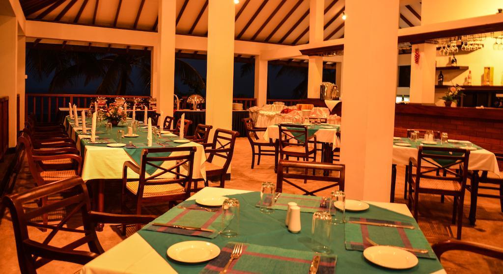 Catamaran Beach Hotel Negombo Kültér fotó